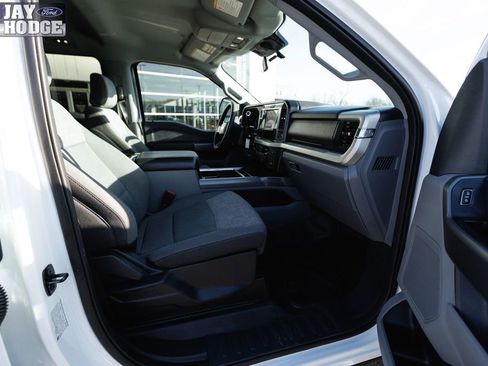 Certified 2025 Ford F450 XLT w/ 360-Degree Camera Package image 46