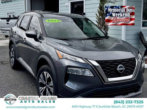 Used 2023 Nissan Rogue SV FWD image 1