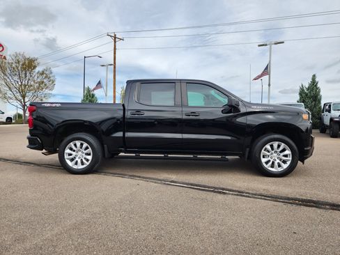 Used 2021 Chevrolet Silverado 1500 Custom AWD/4WD image 2