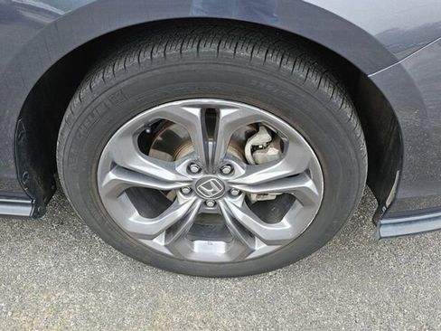 Used 2024 Honda Accord EX image 16