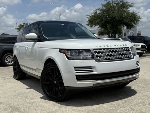 Used 2014 Land Rover Range Rover HSE AWD/4WD image 2