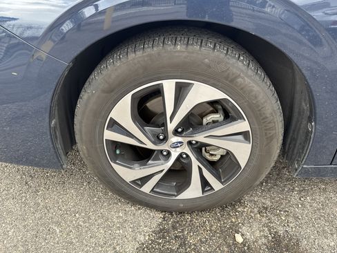 Used 2024 Subaru Legacy Premium image 9