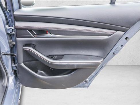 Used 2025 MAZDA MAZDA3 s image 27