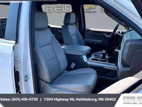 Used 2023 Chevrolet Silverado 1500 LTZ AWD/4WD image 7