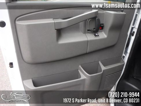 Used 2019 Chevrolet Express 2500 LT w/ LT Preferred Equipment Group image 32