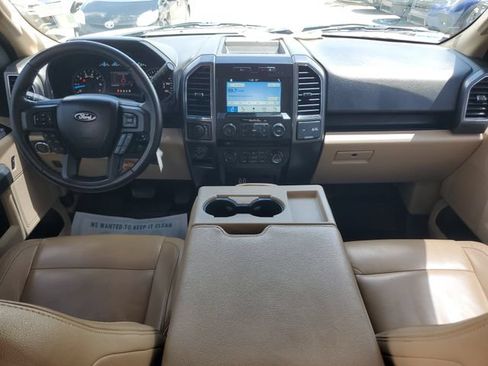 Used 2017 Ford F150 XLT w/ Equipment Group 302A Luxury AWD/4WD image 8