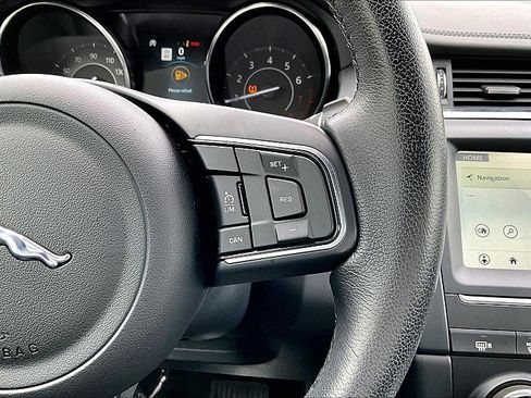 Used 2020 Jaguar E-PACE image 21