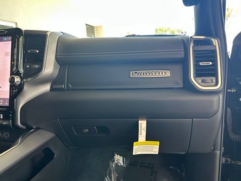 Used 2026 RAM 1500 Laramie AWD/4WD image 27