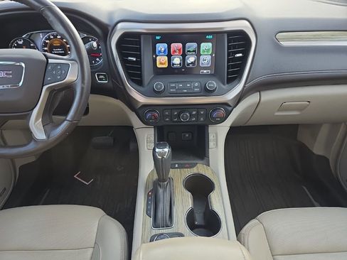 Used 2018 GMC Acadia Denali w/ Technology Package image 14