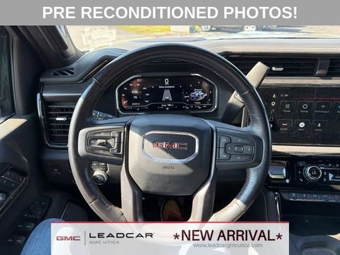 Used 2025 GMC Sierra 2500 AT4X AWD/4WD image 22