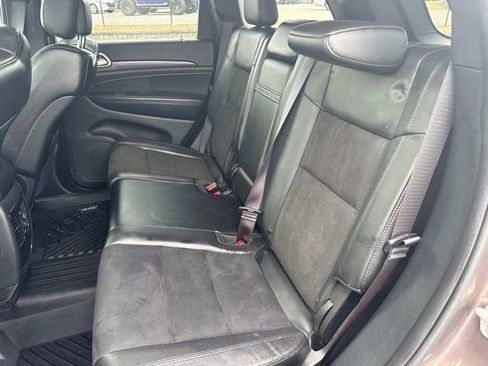 Used 2020 Jeep Grand Cherokee Laredo w/ Laredo X Package AWD/4WD image 17