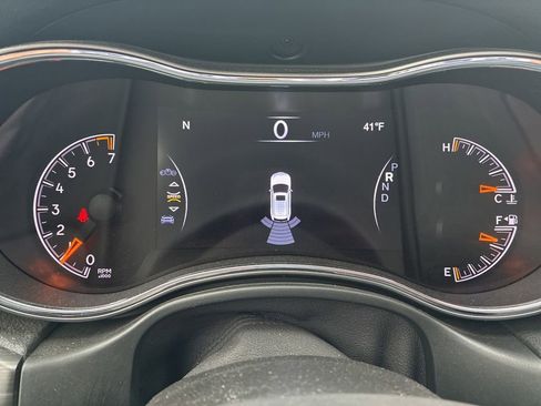 Used 2021 Jeep Grand Cherokee Limited image 26