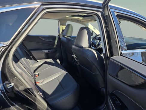 Certified 2025 Lexus NX 250 FWD w/ Premium Package image 20