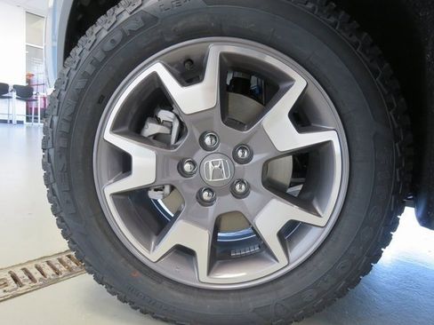 Used 2023 Honda Passport TrailSport image 28