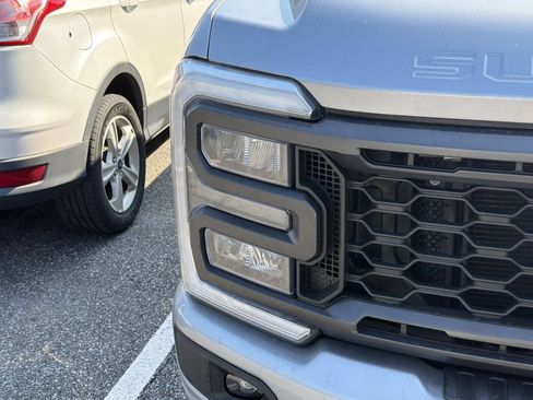 Used 2024 Ford F250 XLT w/ XLT Premium Package AWD/4WD image 3