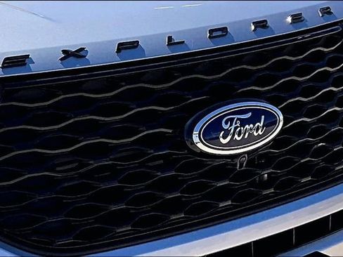 Used 2021 Ford Explorer ST w/ Equipment Group 401A image 28