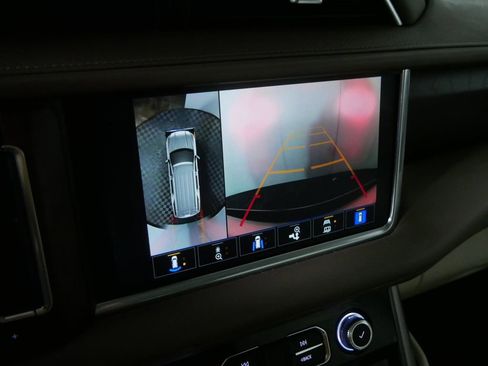 Used 2022 GMC Yukon XL Denali image 30