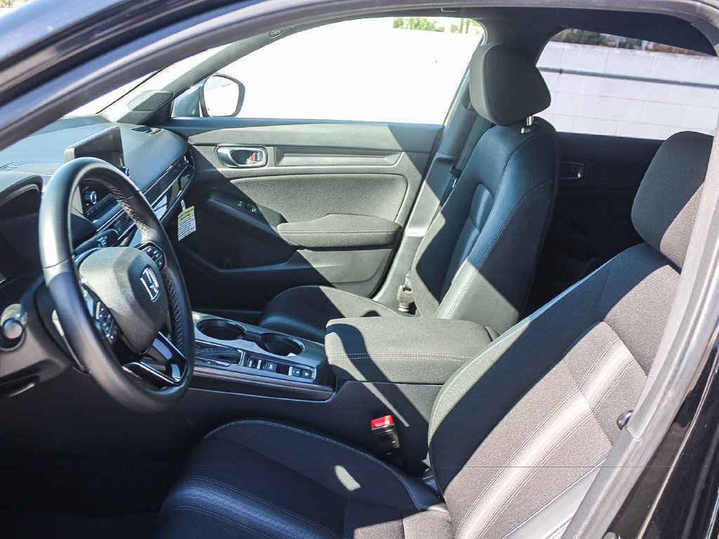 Certified 2025 Honda Civic Sport image 18