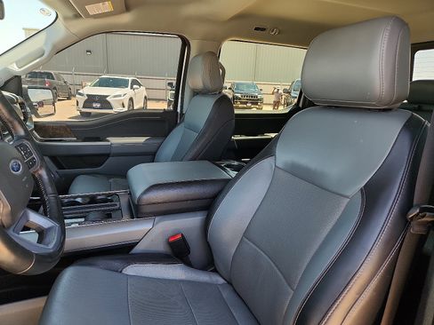 Used 2023 Ford F150 Lariat AWD/4WD image 12