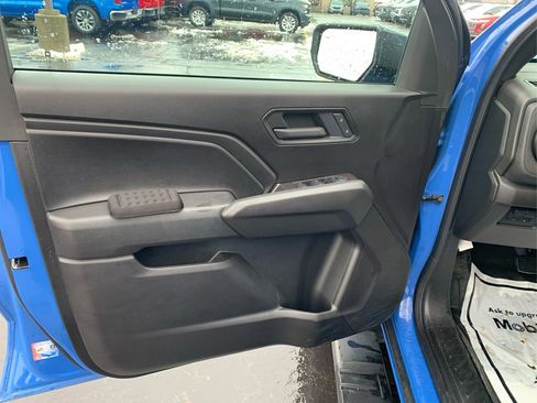 Used 2025 Chevrolet Colorado Trail Boss image 19