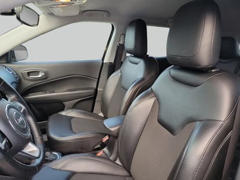 Used 2021 Jeep Compass Latitude FWD image 21