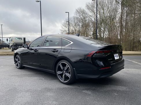 Used 2024 Honda Accord Sport image 7