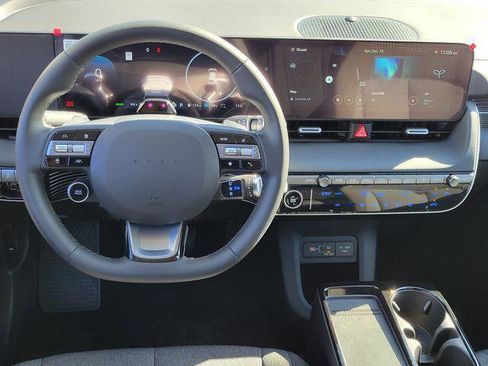 New 2026 Hyundai Ioniq 5 SE image 4