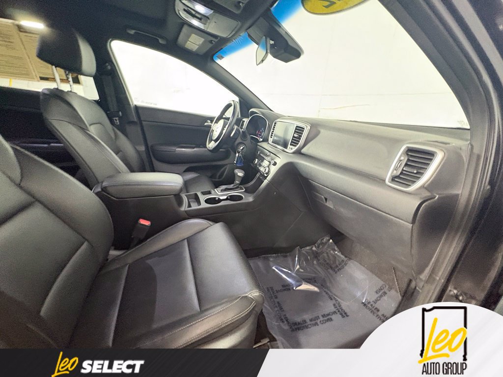 Used 2022 Kia Sportage Nightfall Edition AWD/4WD image 8