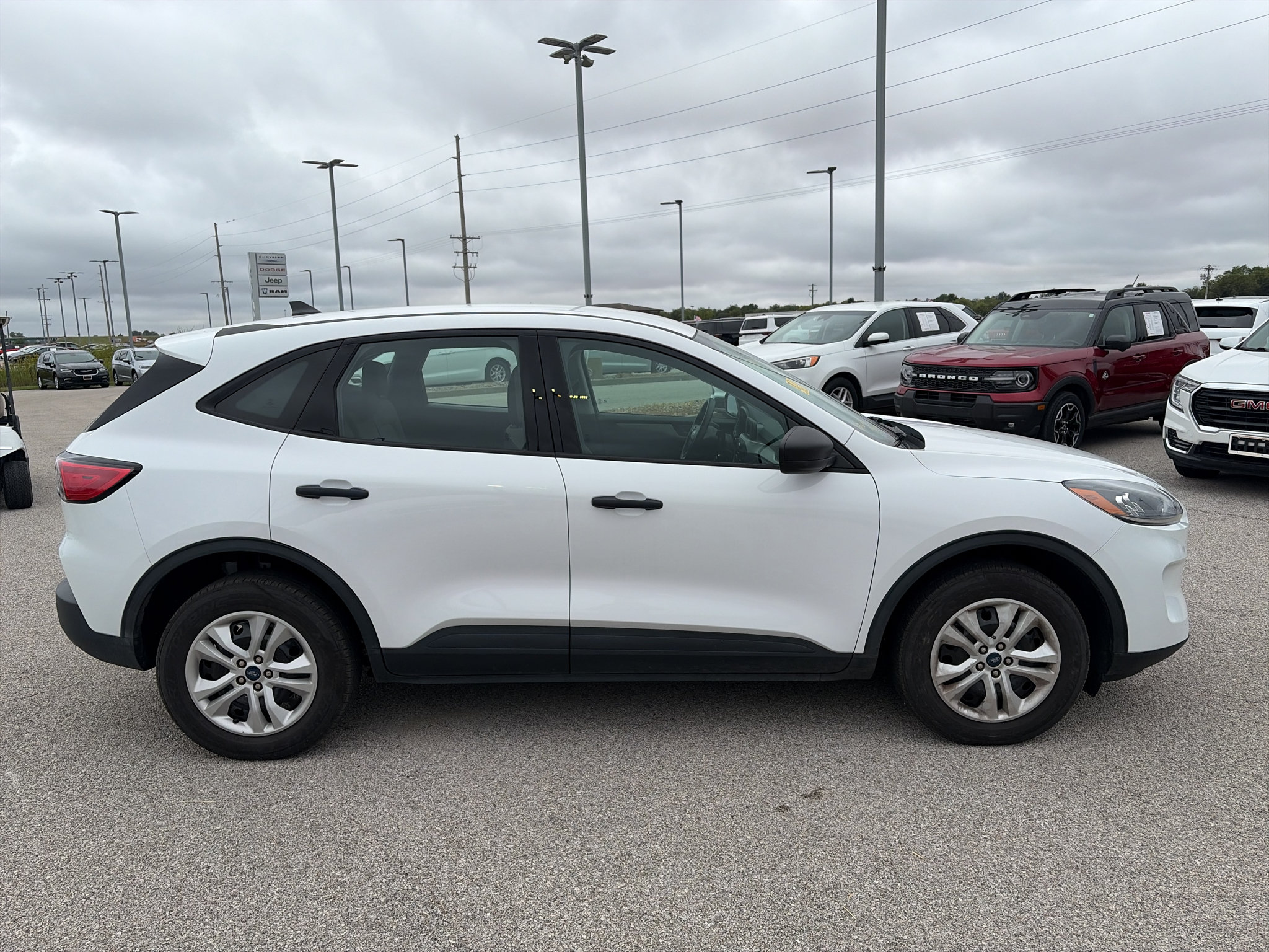 Used 2022 Ford Escape S AWD/4WD image 2