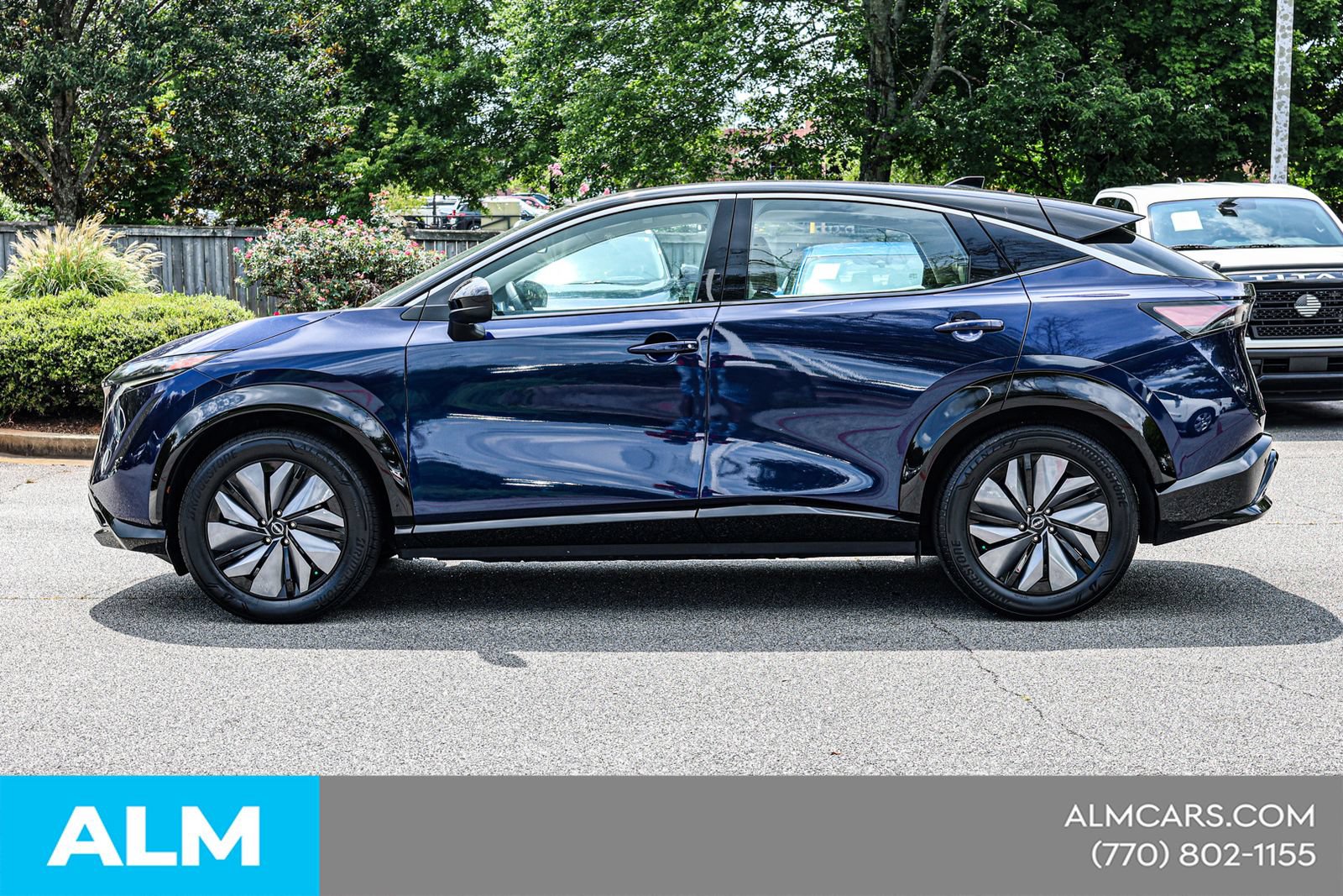 Used 2023 Nissan Ariya FWD image 9