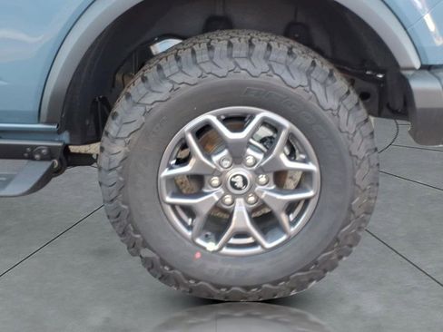New 2025 Ford Bronco Badlands image 4