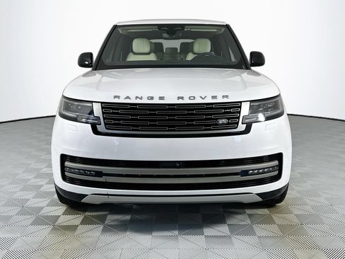 Certified 2025 Land Rover Range Rover Long Wheelbase SE AWD/4WD image 2