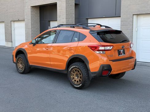 Used 2019 Subaru Crosstrek 2.0i Premium AWD/4WD image 3