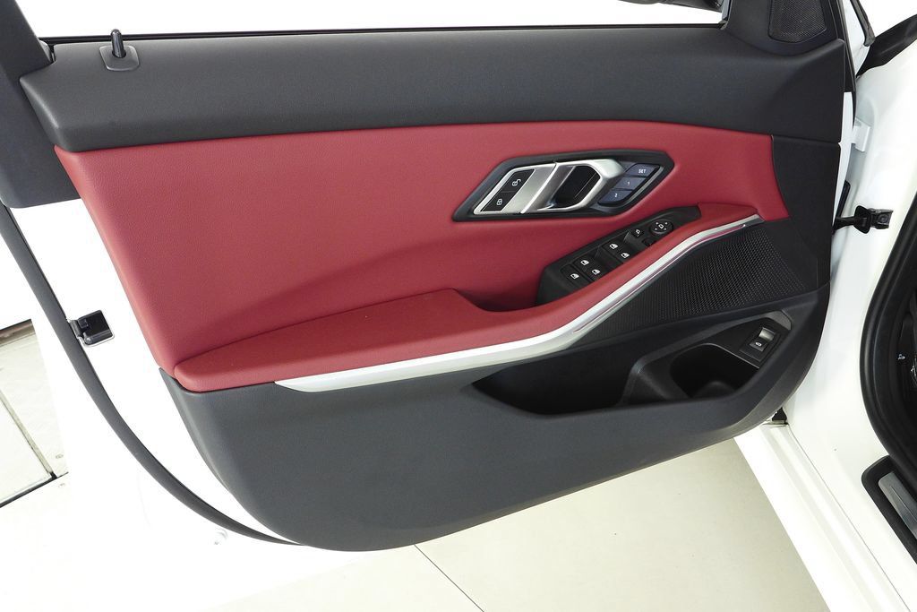 Certified 2023 BMW 330i Sedan w/ Driving Assistance Package RWD image 11