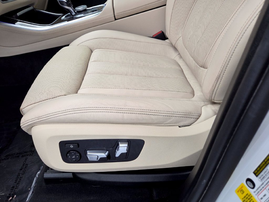 Used 2021 BMW X5 sDrive40i w/ Premium Package RWD image 25
