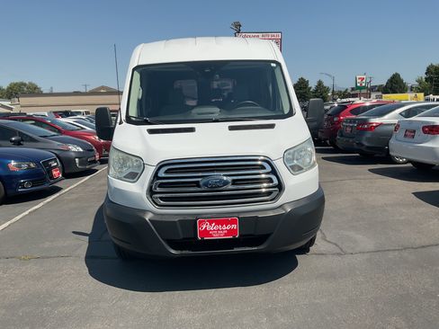 Used 2015 Ford Transit 150 XLT RWD image 3