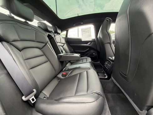 Used 2020 Porsche Taycan Turbo AWD/4WD image 29