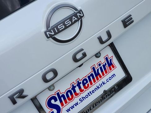 New 2026 Nissan Rogue SV w/ SV Premium Package image 8