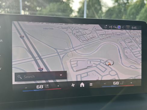 Used 2025 BMW M235i xDrive w/ Premium Package image 22