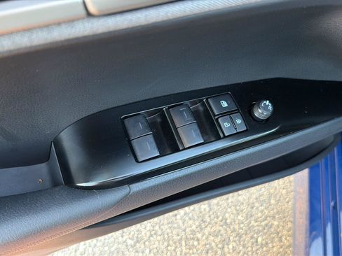 Used 2025 Toyota Camry LE w/ Convenience Package FWD image 31
