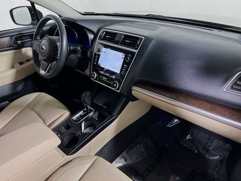 Used 2019 Subaru Outback 2.5i Limited w/ Popular Package #2 AWD/4WD image 28