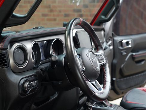 Used 2020 Jeep Gladiator Sport w/ Quick Order Package 24S AWD/4WD image 64