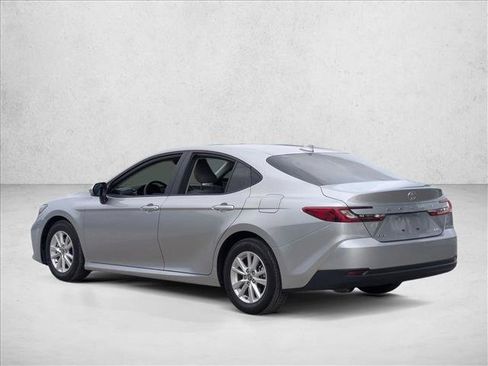 Used 2025 Toyota Camry LE FWD image 7