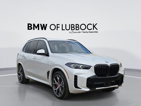 New 2026 BMW X5 xDrive40i w/ M Sport Package AWD/4WD image 1