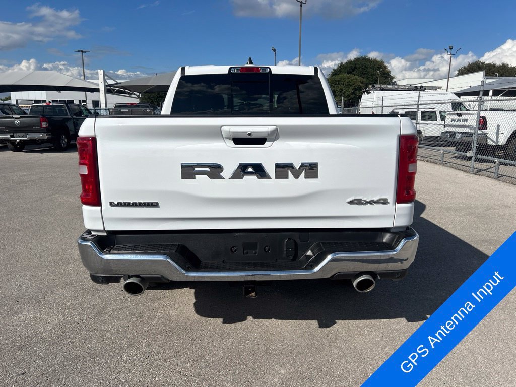 Used 2025 RAM 1500 Laramie AWD/4WD image 8