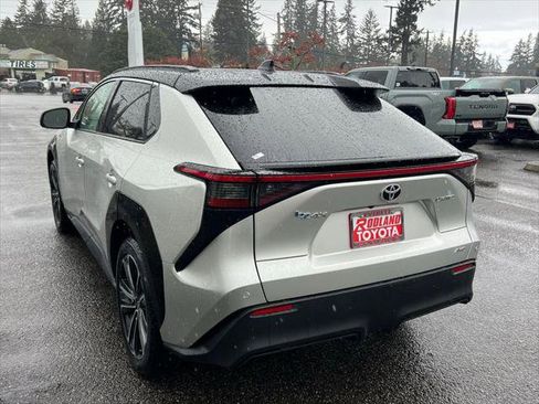Certified 2023 Toyota bZ4X AWD w/ Weather Package image 9