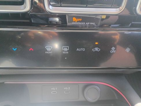 New 2026 Nissan Sentra SR w/ Floor Mat Package FWD image 16