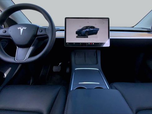 Used 2025 Tesla Model Y Long Range AWD/4WD image 14