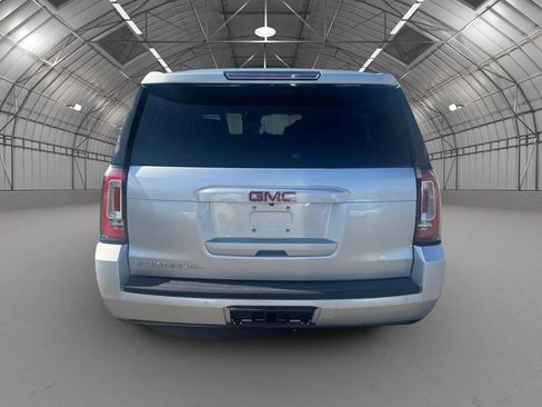Used 2020 GMC Yukon XL SLT AWD/4WD image 4