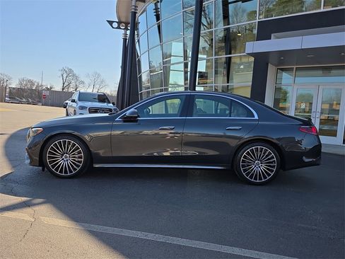 Certified 2025 Mercedes-Benz E 450 4MATIC Sedan image 2
